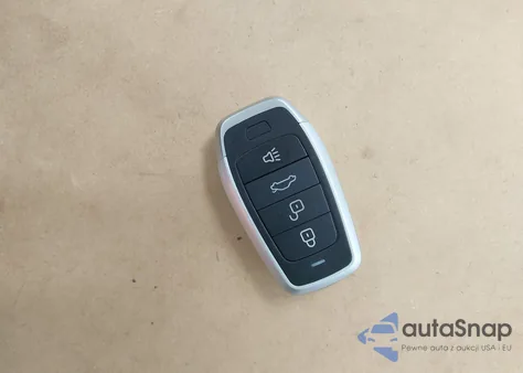 2020 Jeep Renegade Latitude Fwd z USA, uszkodzony, nr VIN ZACNJABB0LPL65586